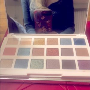 Cîaté London Eyeshadow The Editor Palette, BNIB (COS1)